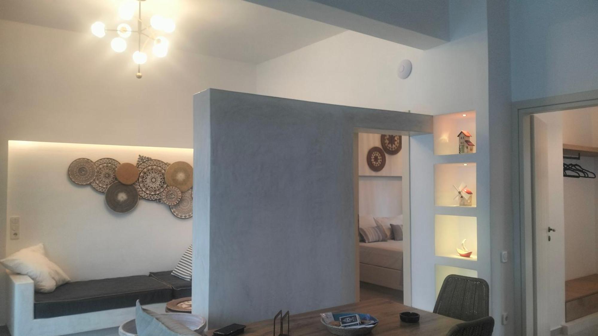 Апартаменти Θέαστρον - Theastron House With Great View In Chora Pera Gyalos Екстер'єр фото